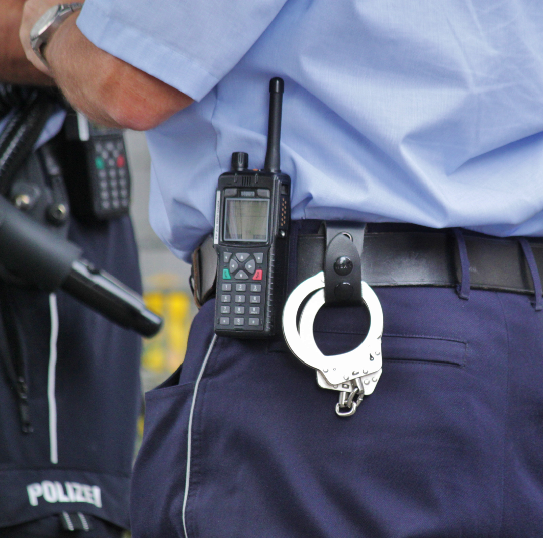 Two LAPD Officers Charged With $77K Insurance Fraud Amid Pandemic